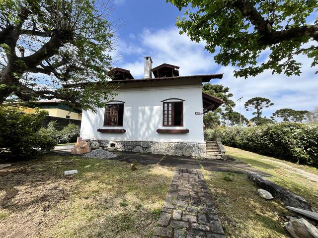 #CA40 - Casa para Venda em Campos do Jordão - SP