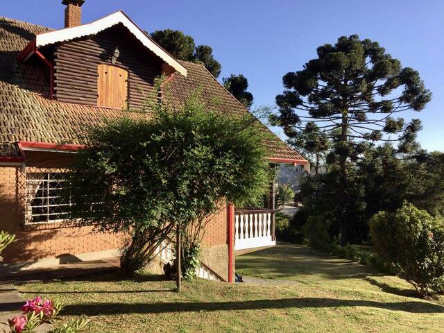 #CA30 - Casa para Venda em Campos do Jordão - SP