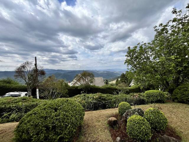 #CA44 - Casa para Venda em Campos do Jordão - SP