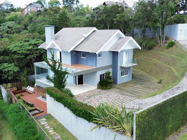 #CA47 - Casa para Venda em Campos do Jordão - SP