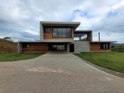 #CA09 - Casa para Venda em Campos do Jordão - SP